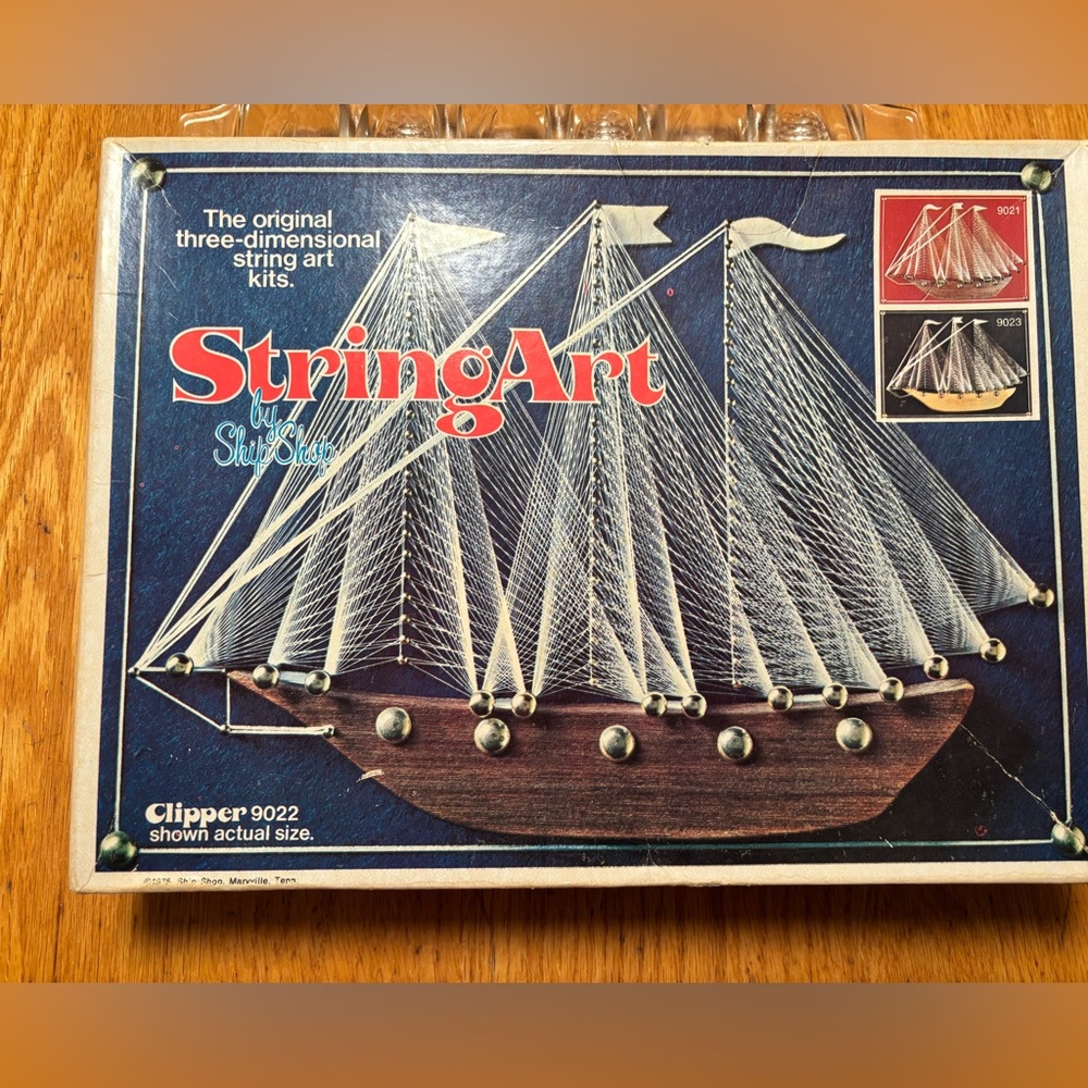 StringArt Clipper Sailboat Wall Art Kit - Blue